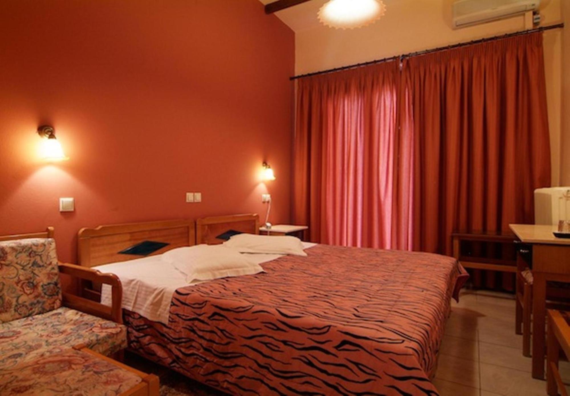 Hotel Varonos Delphoi Kültér fotó